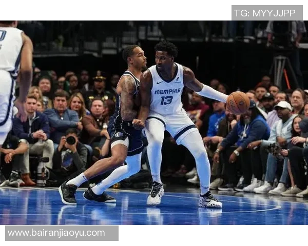 NBA杯：东契奇44+12湖人反转灰熊 莫兰特14中3里夫斯21+4